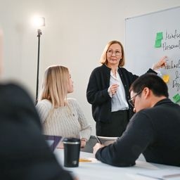 õppejõud klassiruumis